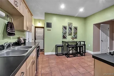 5302 Broadway St — Photo 4