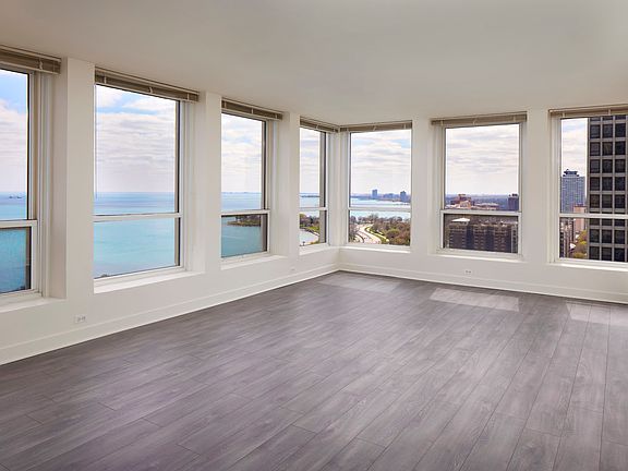 Dining/Living room