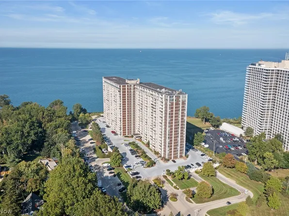 12900 Lake Ave APT 811, Lakewood, OH 44107