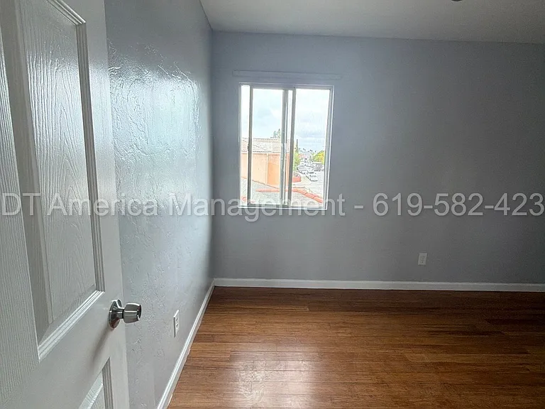 4270 48th St #1/2 — Photo 16