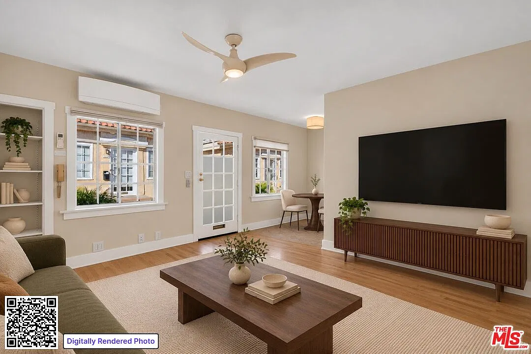 1 bed, 1.0 bath, 550 sqft, $2,325 — Photo 1