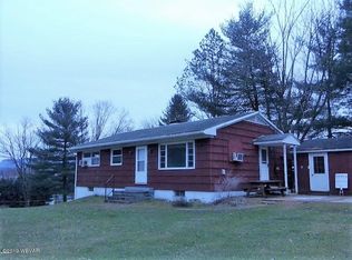 75 Youngs Addition Rd, Mill Hall, PA 17751