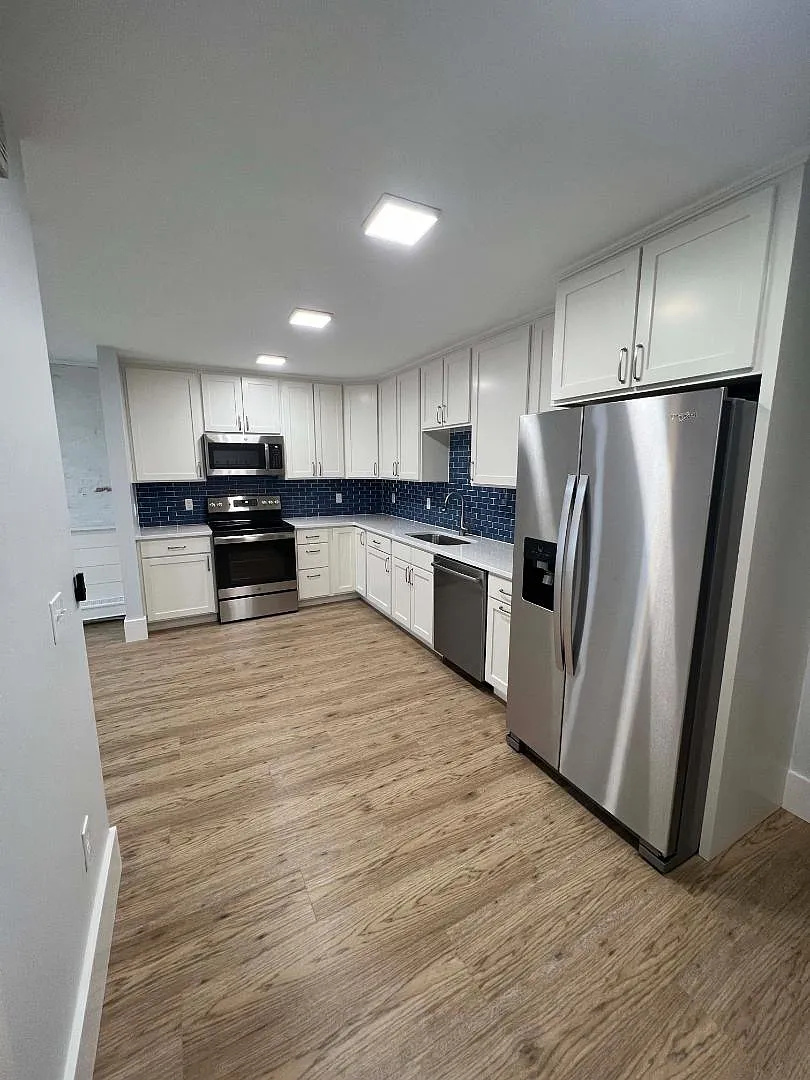 59 Temple St. - B — Photo 3