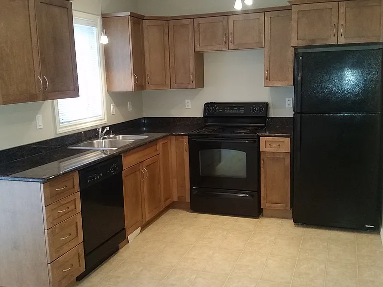 303 Slimmon Pl — Photo 6