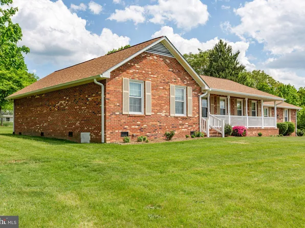 113 Kendallwood Dr, Fredericksburg, VA 22405