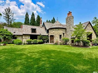 6110 N Chippewa Ridge Ln, Peoria, IL 61614