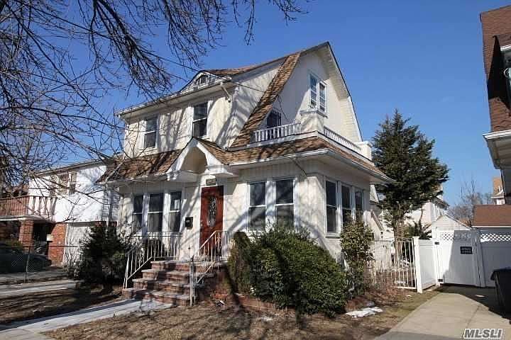 1st image of 10915 217th St