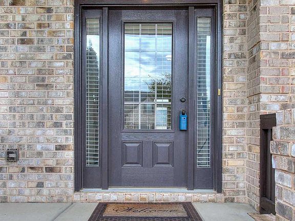 4th image of 2581 Bateleur Ct