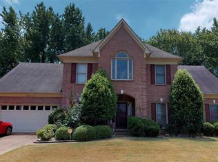 8801 Dewberry Ln, Cordova, TN 38016