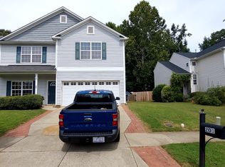 201 Jasper Point Dr, Holly Springs, NC 27540