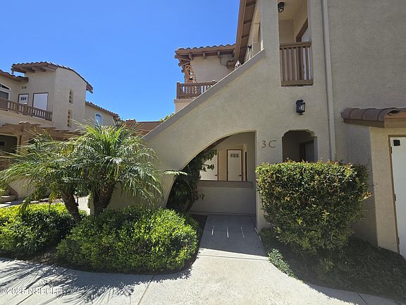 2nd image of 610 Sunrise Dr Unit 3C