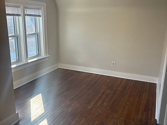 Lovely sized Dining Room