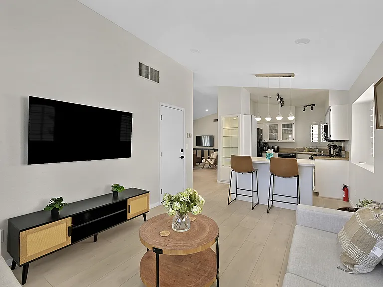 9532 Sunken Reef Cir — Photo 8