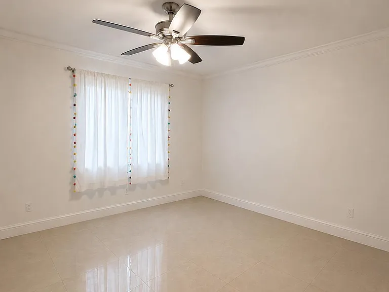 5040 SW 117th Way — Photo 17