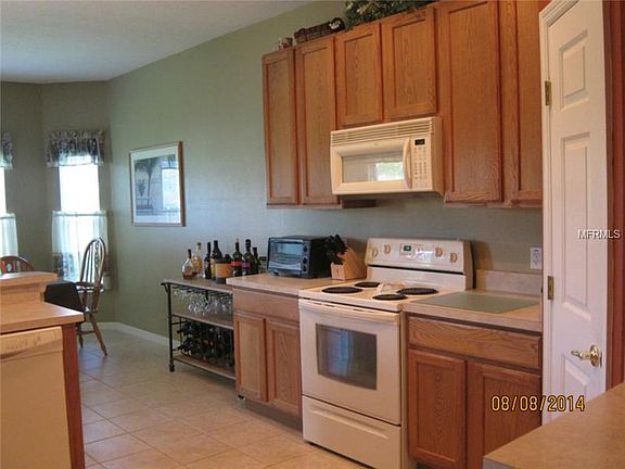 3rd image of 537 Portofino Dr