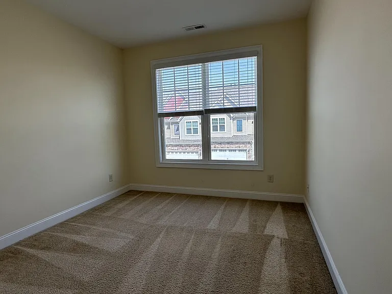 208 Wildfell Trl — Photo 27