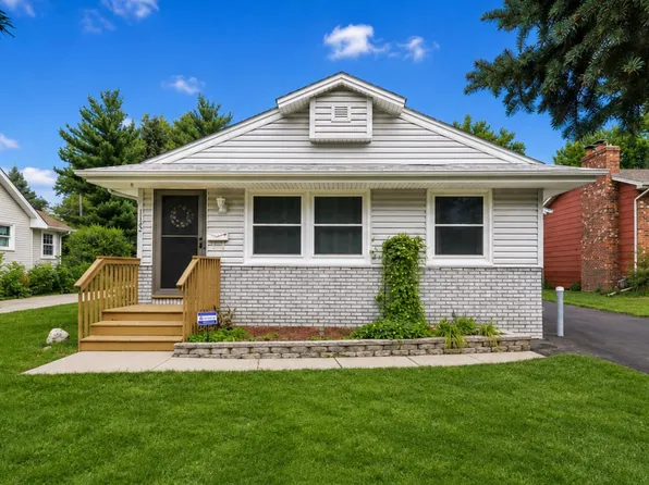 1123 43 1/2 Ave NE, Columbia Heights, MN 55421