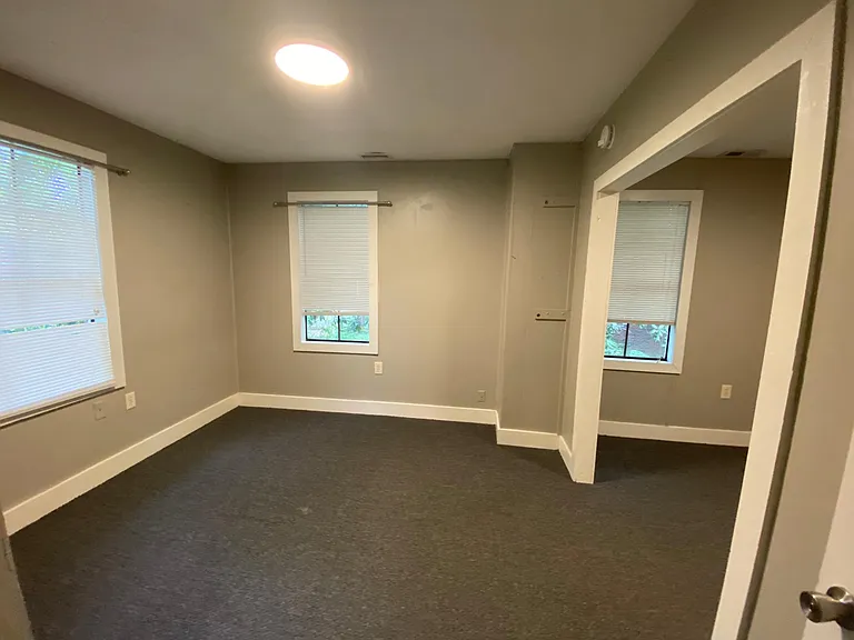 226 W Mattielou St — Photo 15