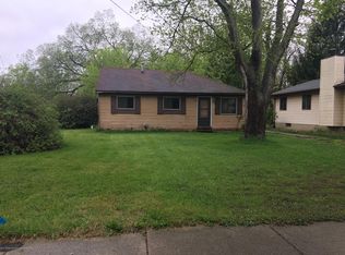 5212 Hughes Rd, Lansing, MI 48911