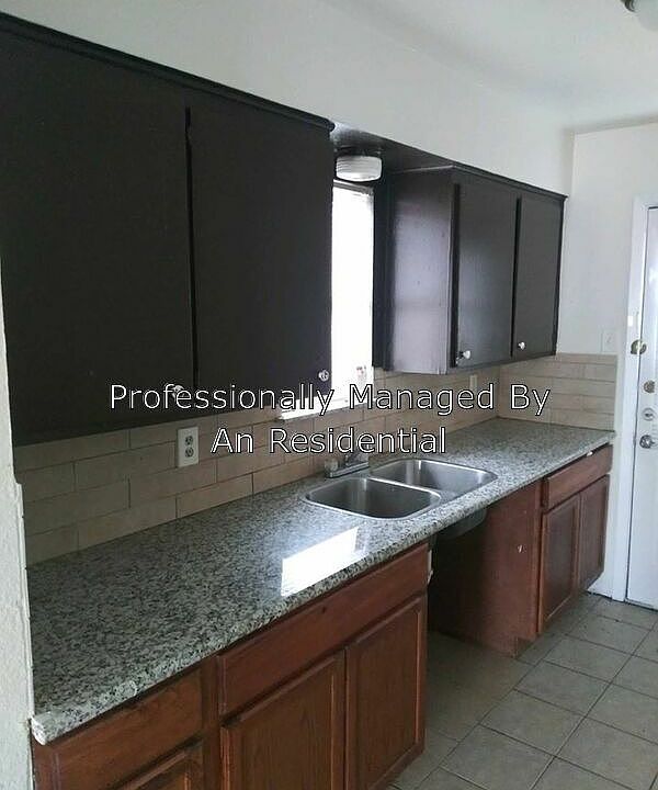 2nd image of 2718 Violet St APT 12