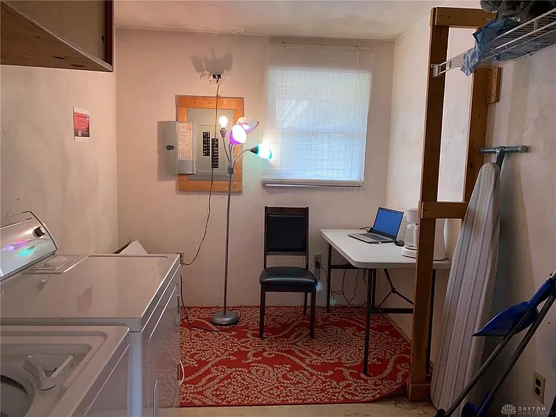 Thumbnail 10
