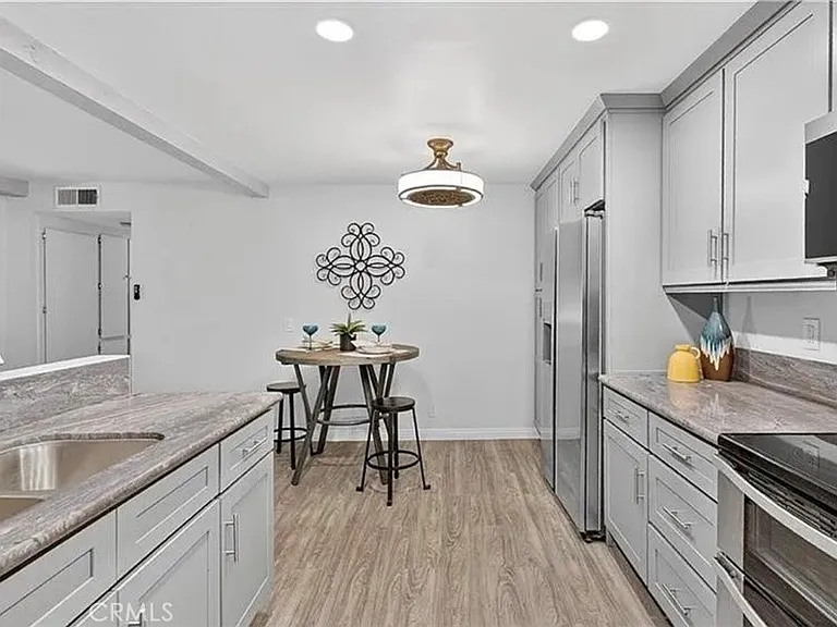 21372 Brookhurst St — Photo 12