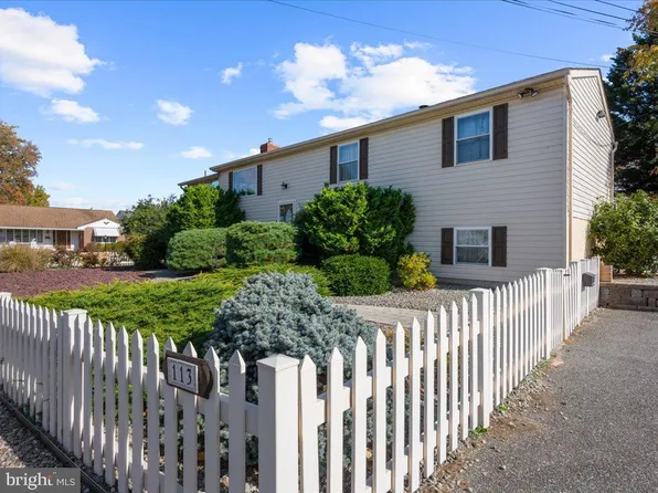 113 Granada Rd, Pasadena, MD 21122