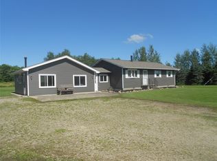 9400 West Rd, Cranesville, PA 16410