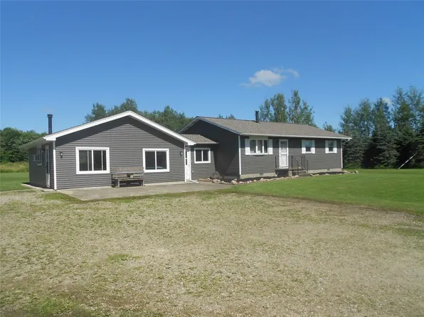 9400 West Rd, Cranesville, PA 16410