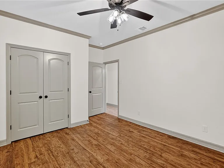4008 High Creek Ct — Photo 24