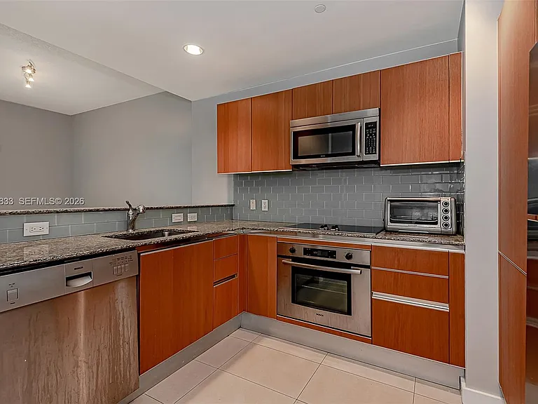 1050 Brickell Ave #2822 — Photo 15