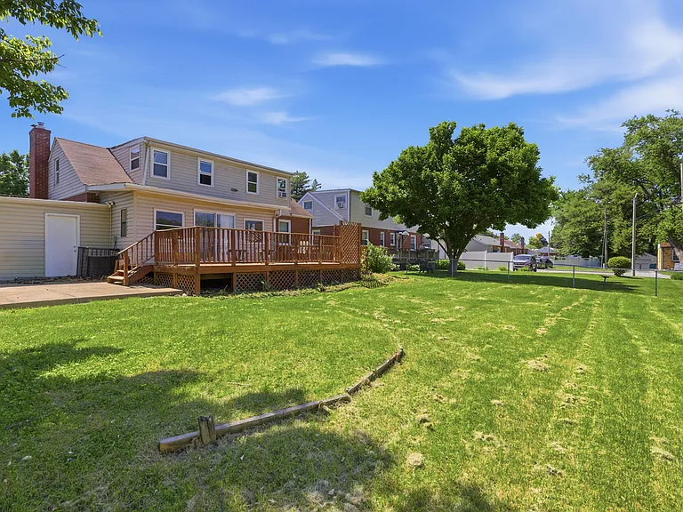1330 S New Florissant Rd — Photo 25