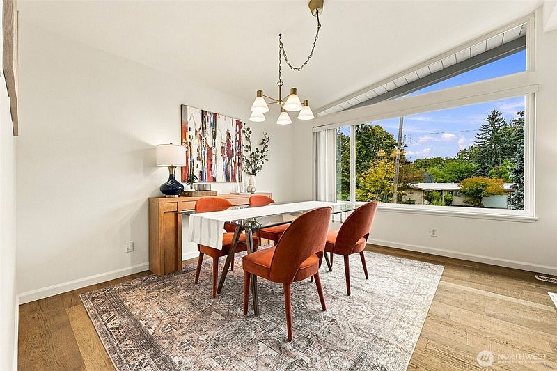 5th image of 5339 S Ruggles Street