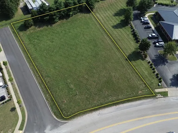 2215 Mary Fay Pl, Lexington, KY 40511