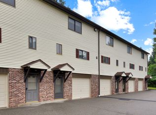 140 Thompson St APT 10C, New Haven, CT 06511