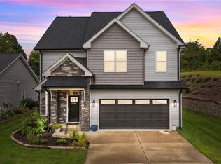 7106 Smokerise Ln, Kernersville, NC 27284