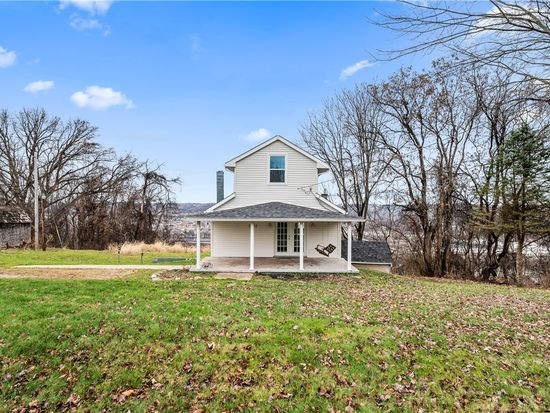 1301 Overlook Ave, Aliquippa, PA 15001