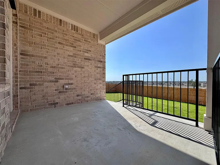 1821 Lazy Acres — Photo 34