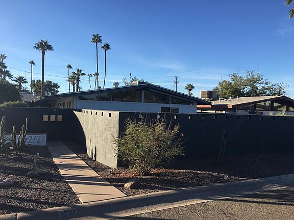 2nd image of 2727 E Montecito Ave APT 3