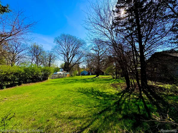 0 Colwell St, Farmington, MI 48336