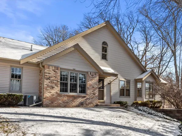 6777 North Melissa COURT, Glendale, WI 53209