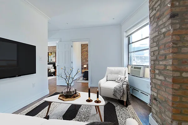 Rented by Platinum Properties | media 8