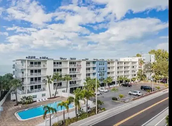 Building Photo - 19610 Gulf Blvd #208