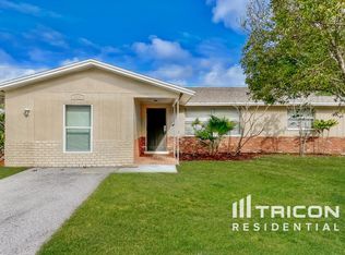 8589 Lantana Dr, Seminole, FL 33777
