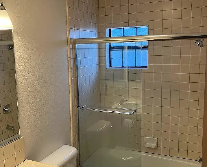 Full bathroom with Tub and shower, built in medicine cabinet