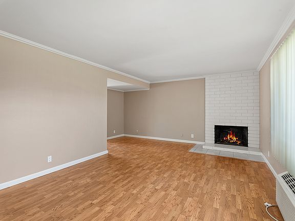 3rd image of 1722 Mitchell Ave APT 10