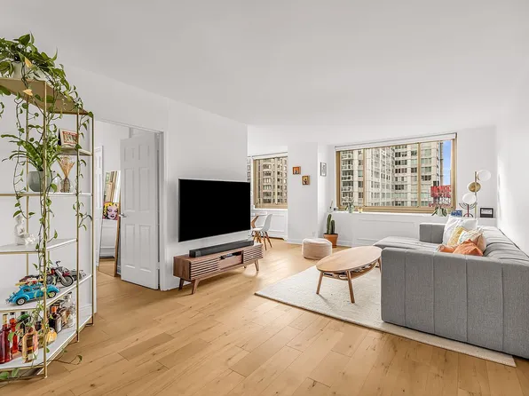 30 W 63rd St APT 19L, New York, NY 10023