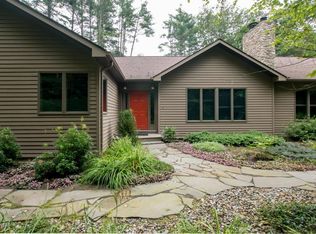 115 Mill Creek Ct, Milford, PA 18337