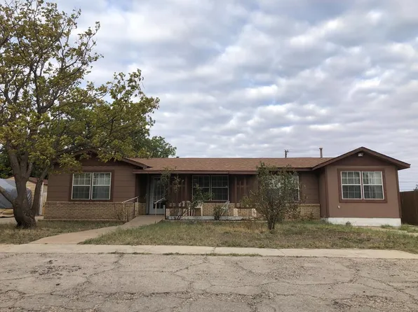 202 SW 13th St, Seminole, TX 79360