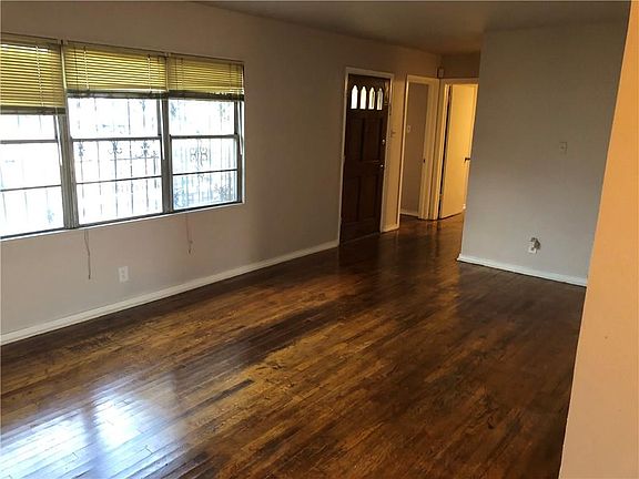2nd image of 2732 E Ann Arbor Ave